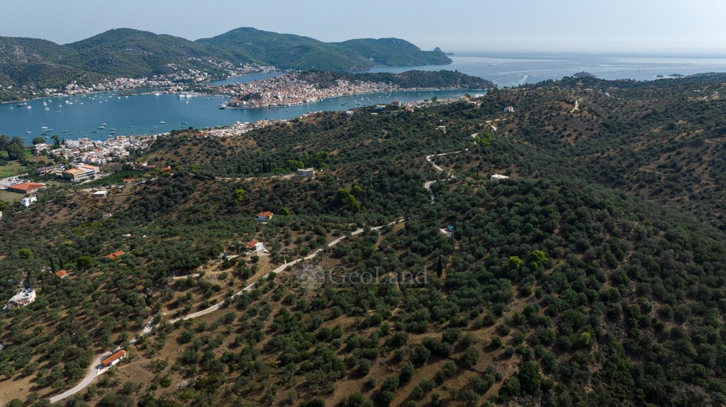 Αγροτεμάχια 9.000 τ.μ. προς πώληση, Γαλατάς Τροιζήνας