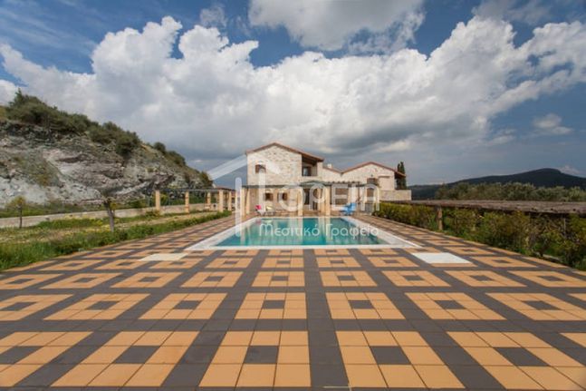 Villa 600 sqm for sale, Rest Of Attica, Anavissos