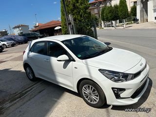 Kia Rio 2021-thumb-1