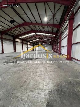 Επιχειρηματικό κτίριο 5.600τ.μ. για πώληση-Οινόφυτα