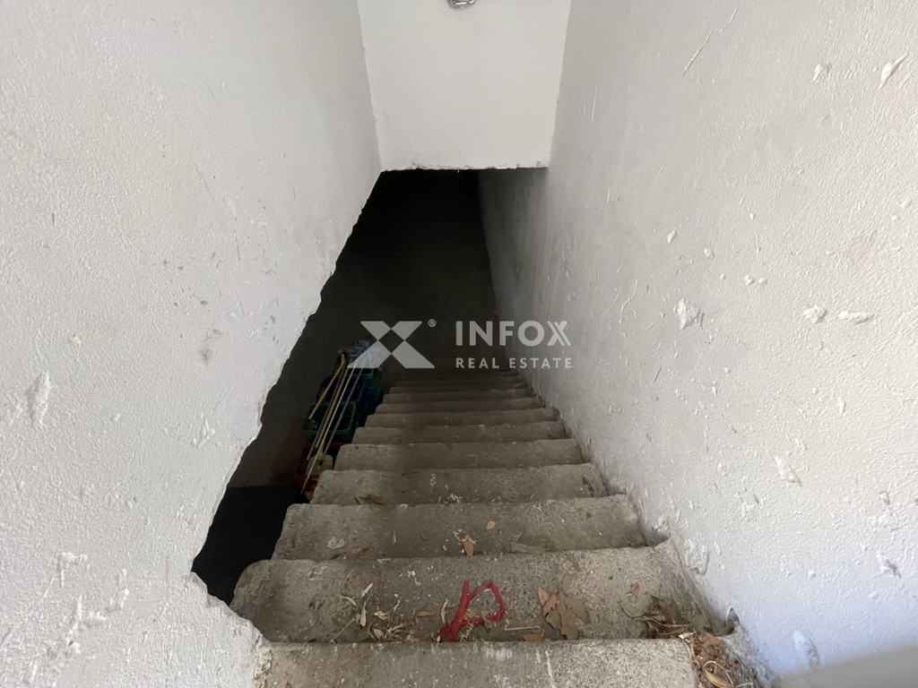 Αποθήκη 160 τ.μ. προς πώληση, Καραμπουρνάκι
