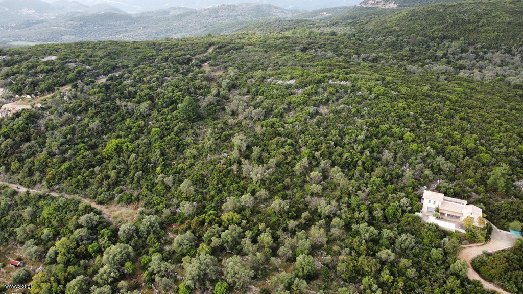 Αγροτεμάχια 22.000 τ.μ. πρός πώληση, Ν. Λευκάδας, Λευκάδα