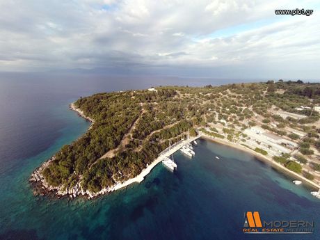 Αγροτεμάχια 7.329τ.μ. για πώληση-Παξοί
