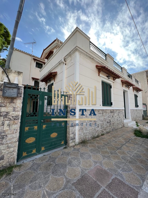 Συγκρότημα διαμερισμάτων 360 τ.μ. πρός πώληση, Κορινθία, Λουτράκι-Περαχώρα
