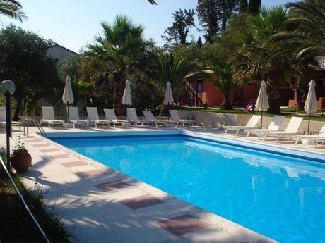 Hotel 525sqm for sale-Corfu