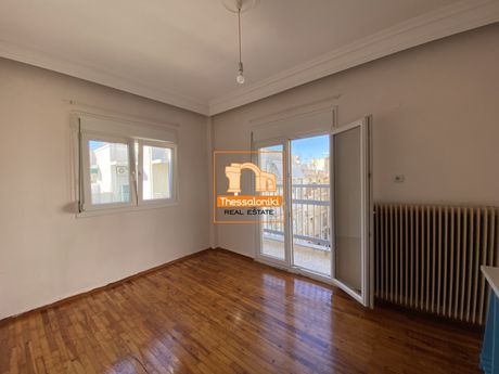 Studio 32sqm for rent-Rotonta