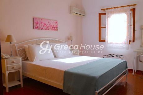 Hotel 700sqm for sale-Karistos » Aetos
