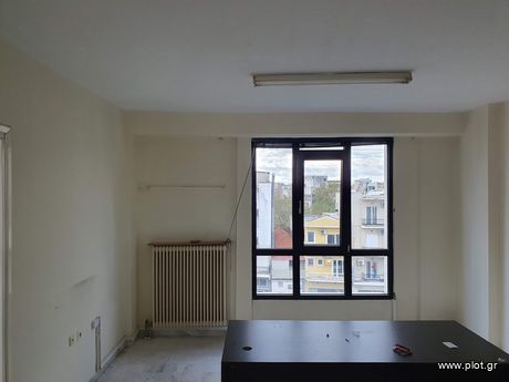Office 75sqm for rent-Komotini » Center