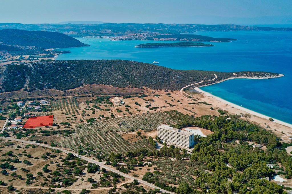 Αγροτεμάχια 5.375 τ.μ. προς πώληση, Σαλάντι