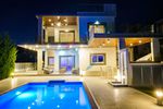 Villa 385sqm for sale-