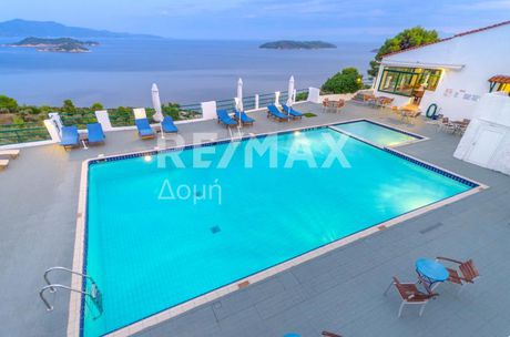 Hotel 1.322sqm for sale-Skiathos » Katsaros