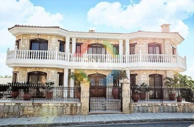 Villa 550 sqm for sale, Limassol