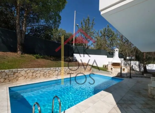 Villa 1.000 sqm for sale, Athens - North, Paleo Psichiko