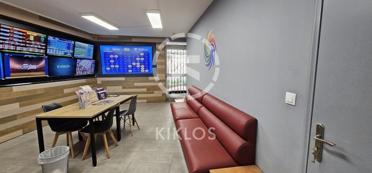 Store 212 sqm for sale, Athens - North, Melissia