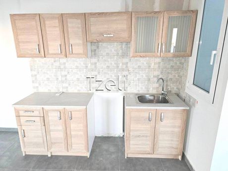 Studio 40sqm for rent-Patra » Psarofai