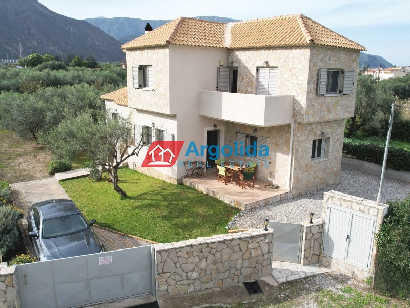 Μονοκατοικία 170 τ.μ. προς πώληση, Ελαιώνας Διακοπτού