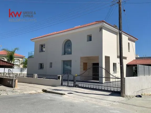 Detached home 250 sqm for rent, Limassol