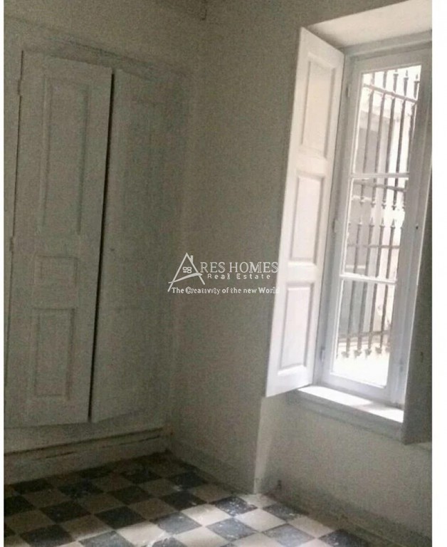 Κατάστημα 115 τ.μ. προς πώληση, Κέντρο Πειραιά