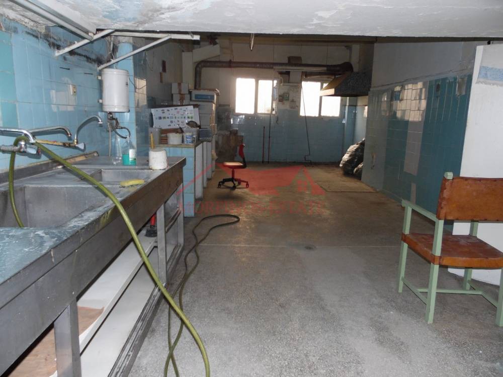 Αποθήκη 130 τ.μ. πρός πώληση, Θεσσαλονίκη - Κέντρο, Παπάφη
