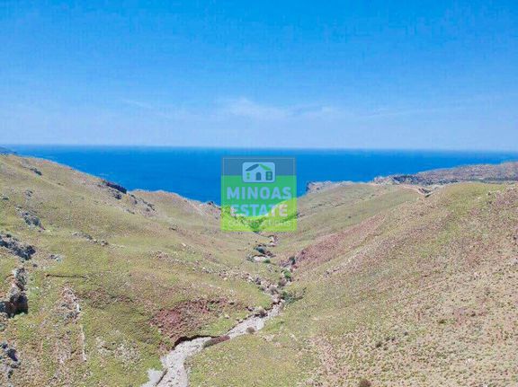 Land plot 10.000 sqm for sale, Chania Prefecture, Kissamos