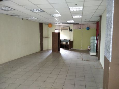 Store 72 sqm for rent