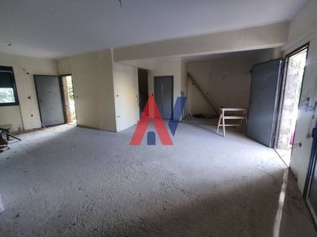 Μεζονέτα 298 τ.μ. για πώληση
