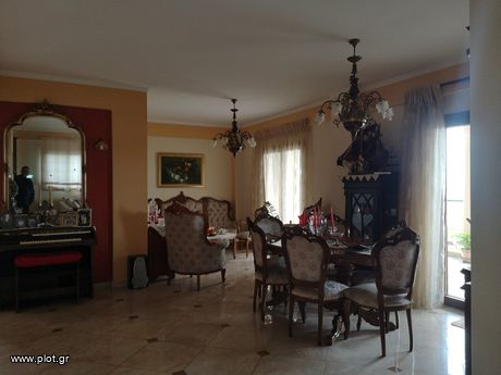 Συγκρότημα διαμερισμάτων 300τ.μ. για πώληση-Βραχναίικα » Κέντρο