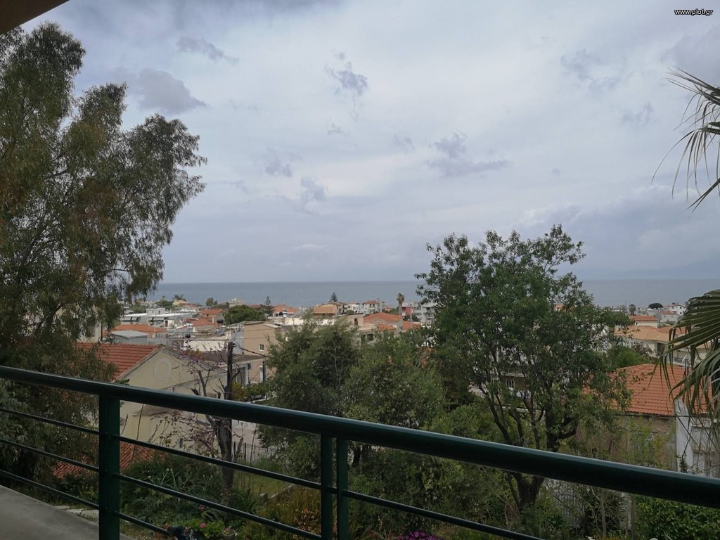 Συγκρότημα διαμερισμάτων 300 τ.μ. πρός πώληση, Αχαΐα, Βραχναίικα