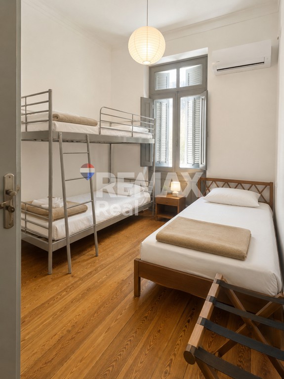 Ξενοδοχείο 840 τ.μ. προς πώληση, Πλάκα Αθήνας