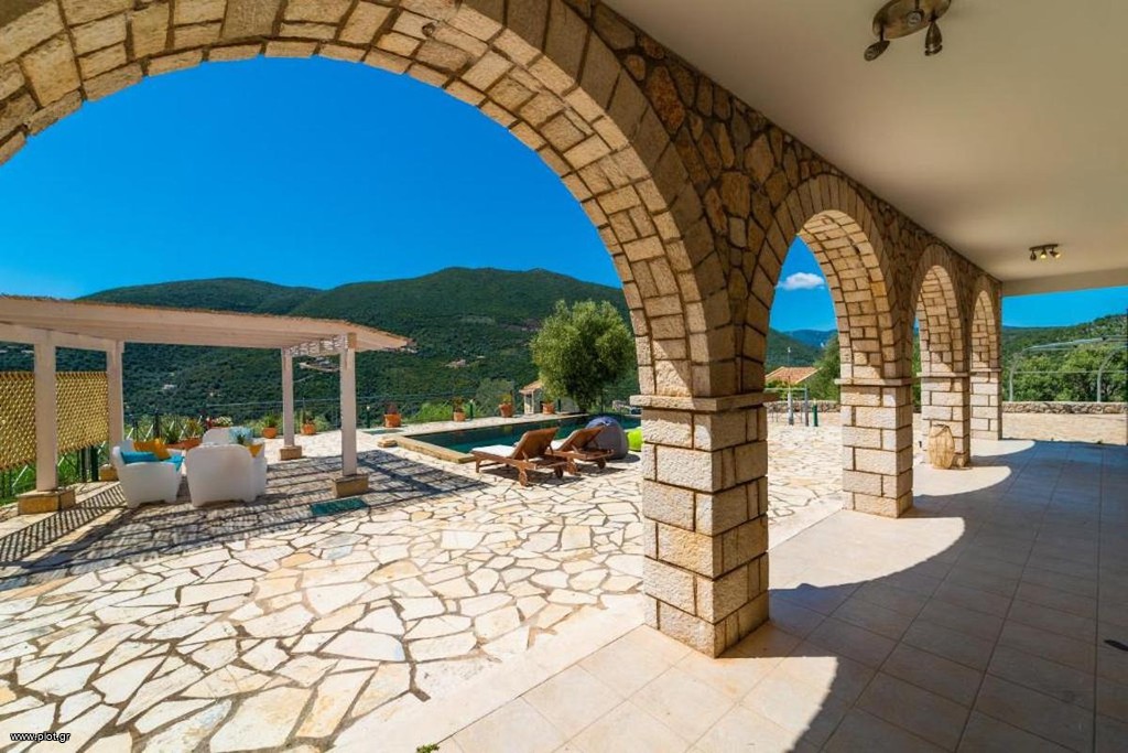 Βίλλα 120 τ.μ. πρός πώληση, Ν. Λευκάδας, Λευκάδα