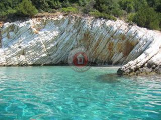 Οικόπεδο 180.000 τ.μ. για πώληση