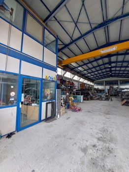 Επιχειρηματικό κτίριο 600τ.μ. για ενοικίαση-Κορωπί