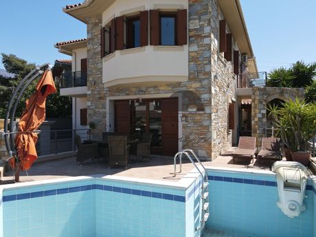 Detached home 220sqm for sale-Agria » Center