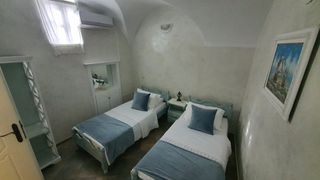 Βίλλα 140 τ.μ. για πώληση, Κυκλάδες, Σαντορίνη-thumb-3
