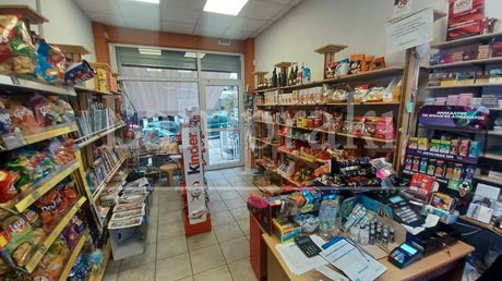 Store 40 sqm for rent