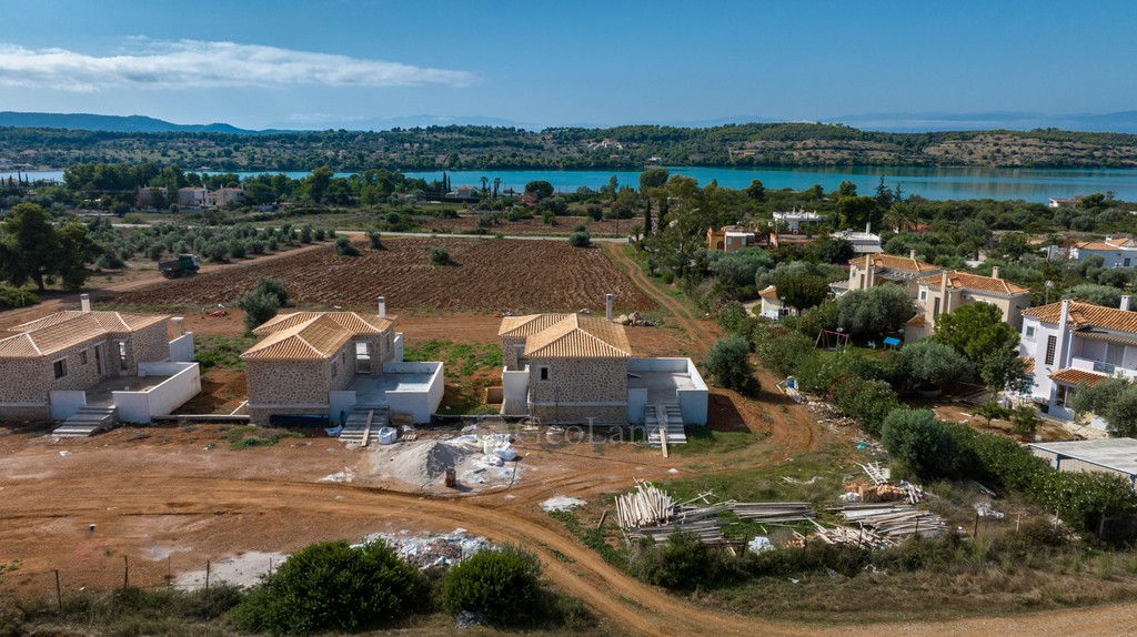 Μονοκατοικία 250 τ.μ. προς πώληση, Βερβερούδα