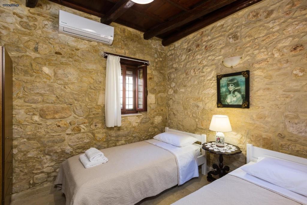 Μονοκατοικία 170 τ.μ. πρός πώληση, Ν. Ρεθύμνου, Γεροπόταμος
