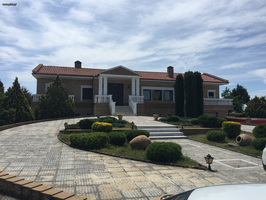 Μονοκατοικία 400 τ.μ. πρός πώληση, Θεσσαλονίκη - Περιφ/Κοί Δήμοι, Θέρμη