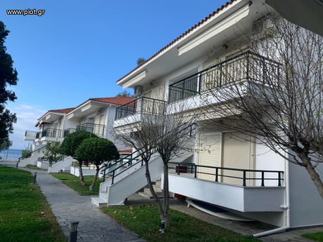 Hotel 1.350sqm for sale-Sithonia » Neos Marmaras