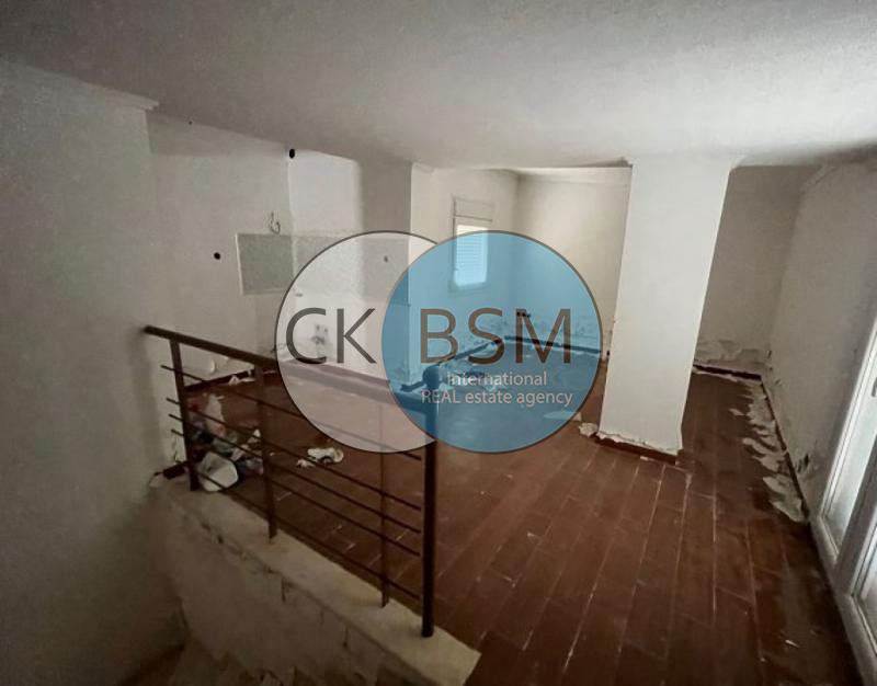 Κτίριο 560 τ.μ. πρός πώληση, Θεσσαλονίκη - Περιφ/Κοί Δήμοι, Πολίχνη