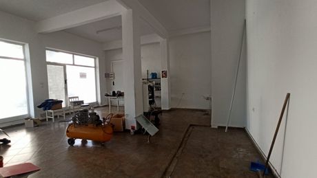 Store 60sqm for rent-Echedoros » Diavata