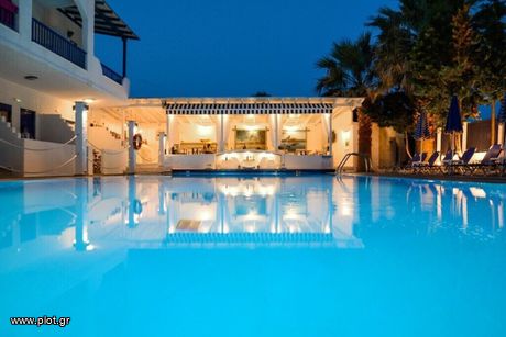 Hotel 316sqm for sale-Sithonia » Neos Marmaras