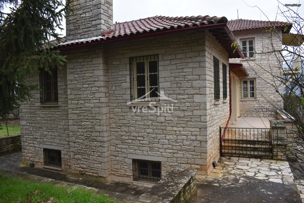Μονοκατοικία 190 τ.μ. προς ενοικίαση, Σταυράκι