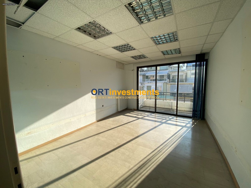 Γραφείο 300 τ.μ. πρός ενοικίαση, Θεσσαλονίκη - Κέντρο, Καμάρα
