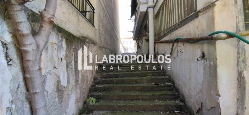 Βιοτεχνικός χώρος 660 τ.μ. προς πώληση, Χαριλάου