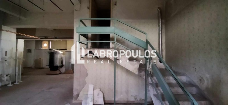 Βιοτεχνικός χώρος 660 τ.μ. προς πώληση, Χαριλάου