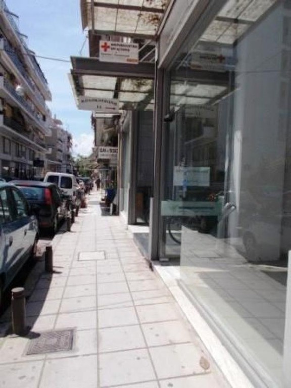 Κατάστημα 145 τ.μ. πρός ενοικίαση, Ν. Τρικάλων, Τρίκαλα