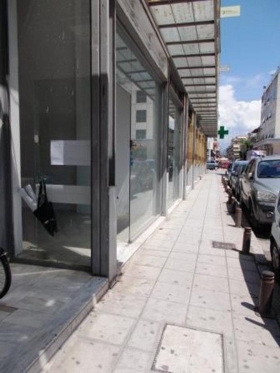 Κατάστημα 145 τ.μ. πρός ενοικίαση, Ν. Τρικάλων, Τρίκαλα