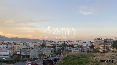 Land plot 355sqm for sale-Heraclion Cretes » Dilina