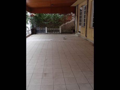 Store 480 sqm for sale